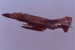XV408 departing runway 05